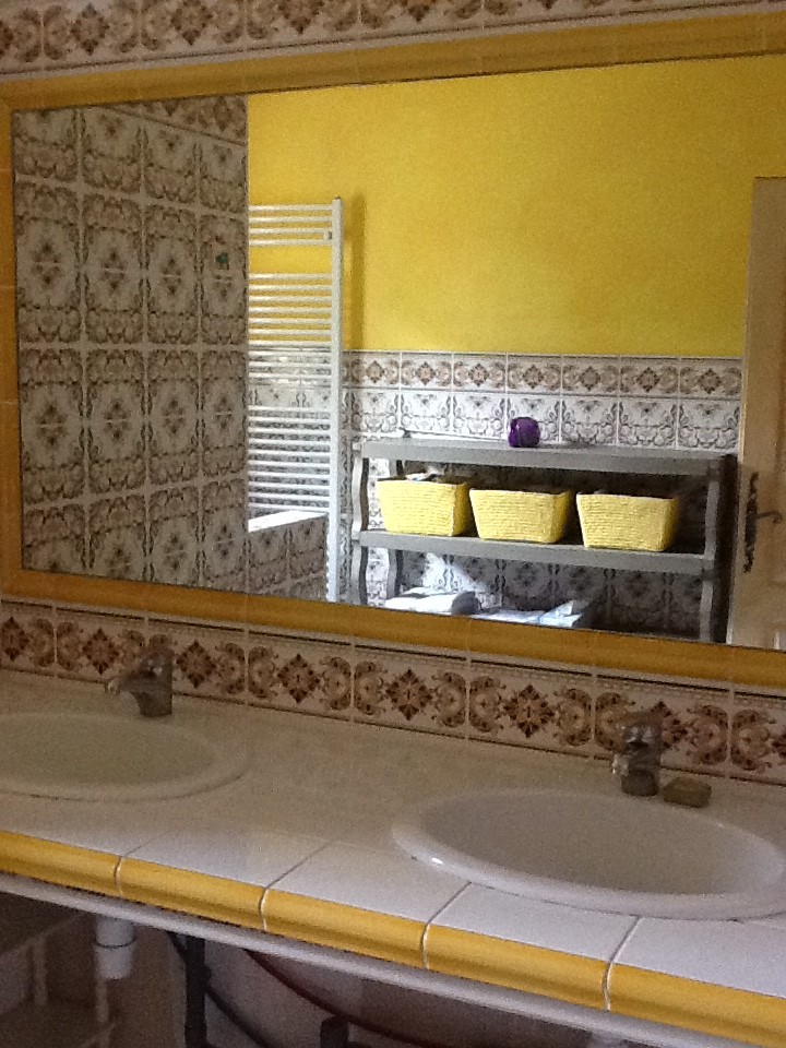 Eviers salle de bain haut