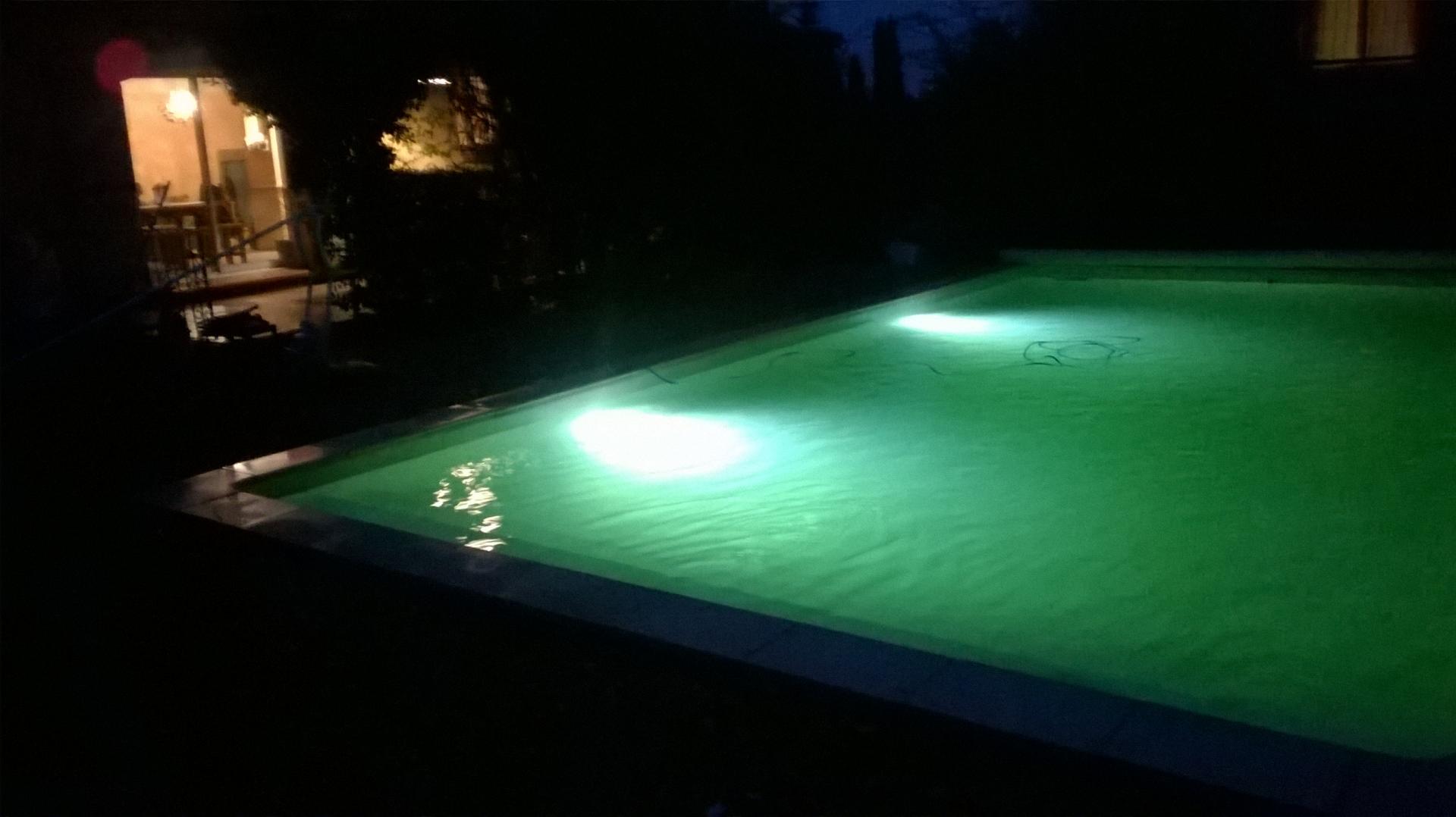 éclairage piscine